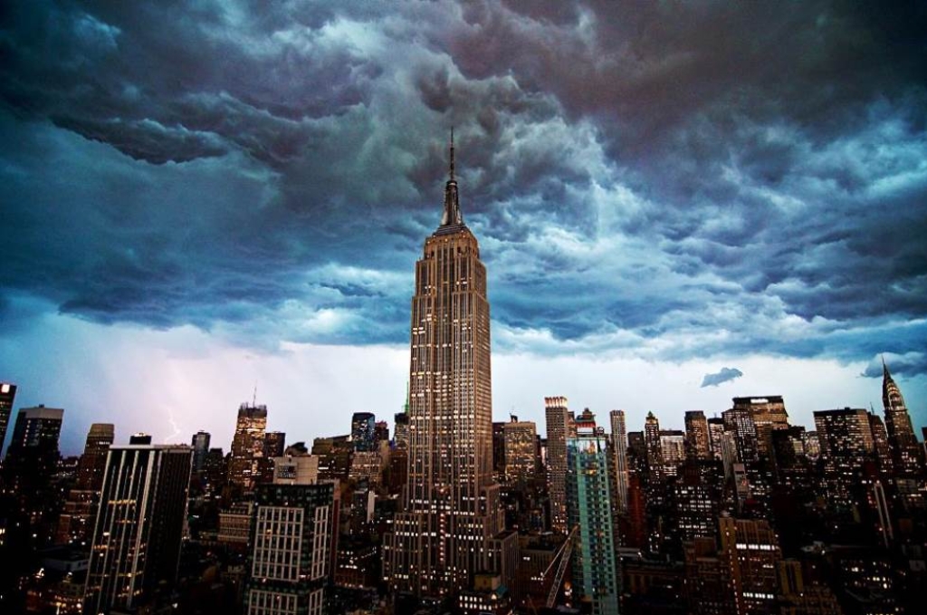 incredible-photographs-new-york-derecho.jpg